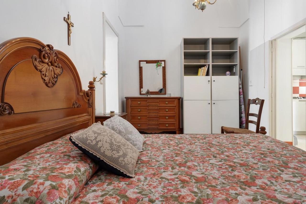 La Torre Antica Dimora Appartement Giuggianello Buitenkant foto